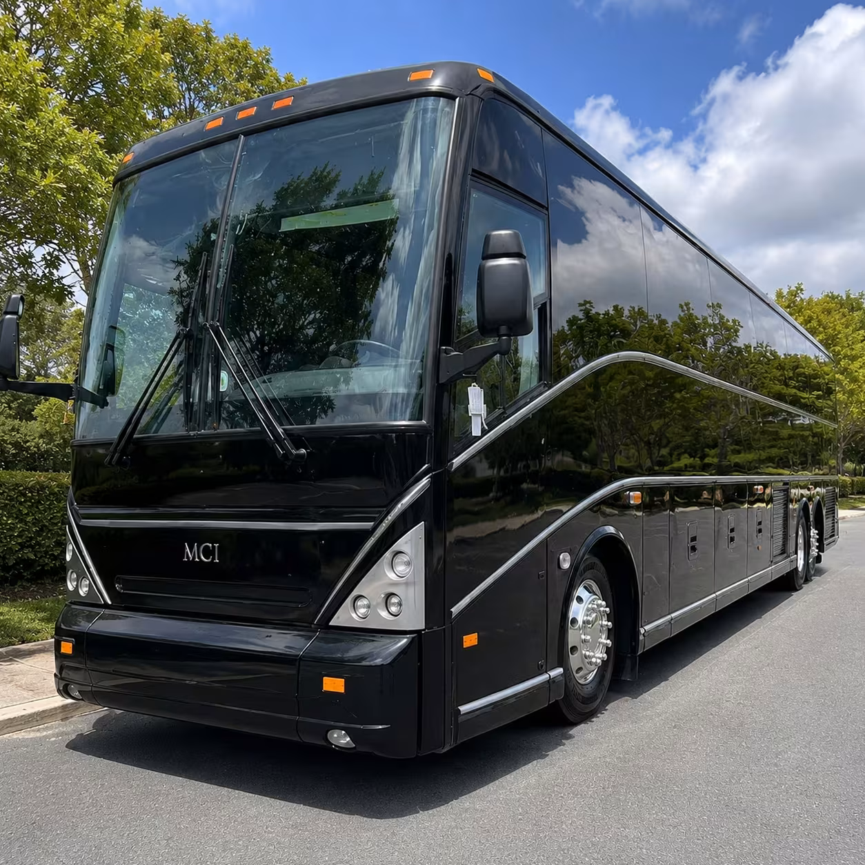 shelby employee shuttle buses for daily commutes and campus runs